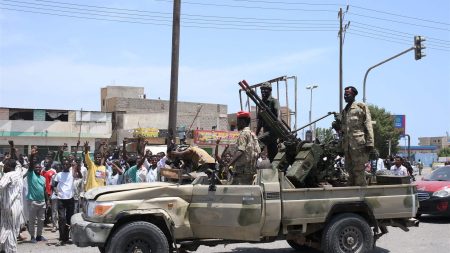 Army and Paramilitary Forces Clash Near Sudan’s Capital in Major Offensive