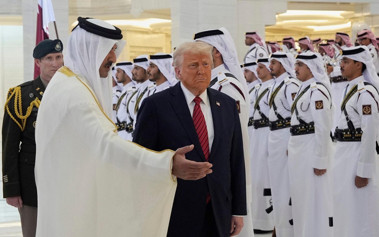 Trump and Qatar Emir Strengthen Ties Amid $400 Million Jet Gift Controversy