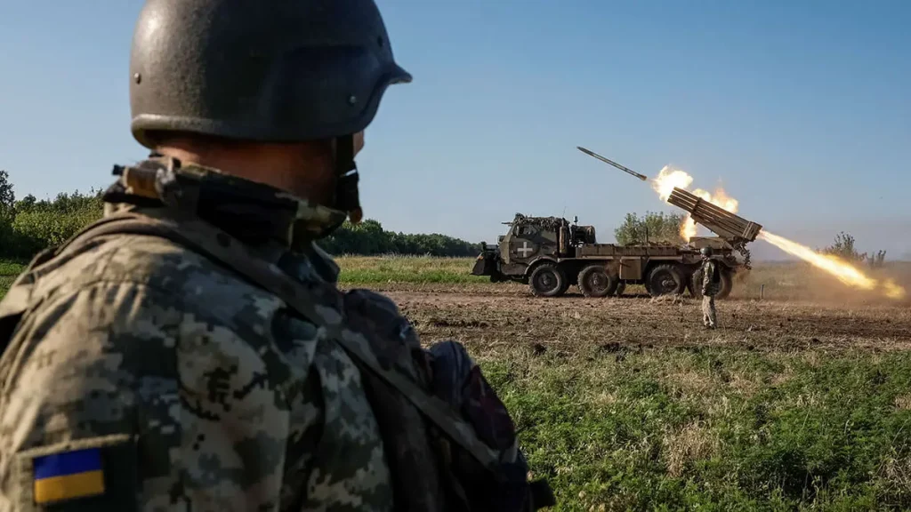 Ukraine Strikes Crimea Bridge Amid Peace Talks