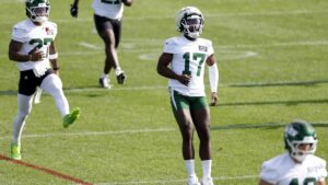 NFL player in critical condition after being shot in NYC