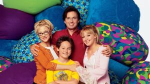 ‘Lizzie McGuire’ stars remember Robert Carradine after his death at 71