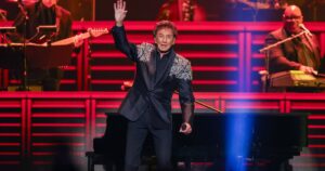 Barry Manilow cancels more concerts amid recovery after cancer surgery