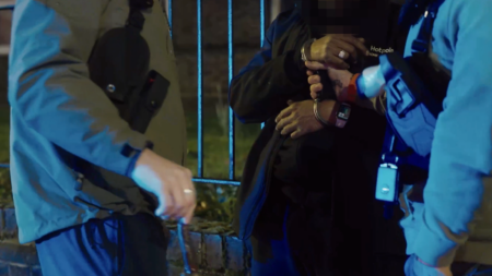 Hundreds arrested for phone theft in London – as Met chief calls on courts to stop releasing offenders