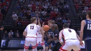 Sweet 16 tips off with upsets, top seeds under pressure