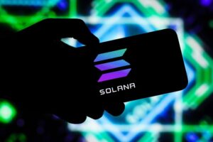 Solana Liquidations Surge: $14M in Positions Wiped Out as $100 Resistance Holds