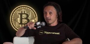 Chinese Analyst Says Bitcoin Is Falling Too Fast, Suggests It May Attempt to Recover Toward $85,000