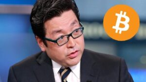 Bullish Analyst Tom Lee Says, “90 Percent of the Decline in Bitcoin and Altcoins May Be Over”