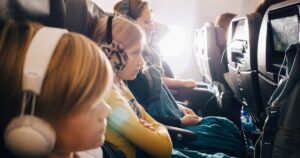 United Airlines can now boot passengers who refuse to use headphones with their devices