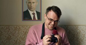 “Mr. Nobody Against Putin”: How one Russian teacher confronted Kremlin propaganda