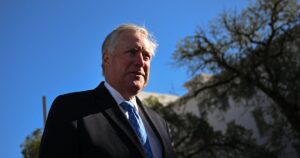 Ex-White House chief of staff Mark Meadows seeks reimbursement from DOJ for legal fees incurred in Trump-related probes