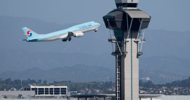 The U.S. faces an air traffic controller shortage. It’s turning to gamers for help.