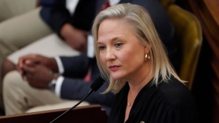 Mississippi lawmakers send bill that criminalizes abortion-inducing medication to governor